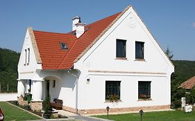 Palos Resort